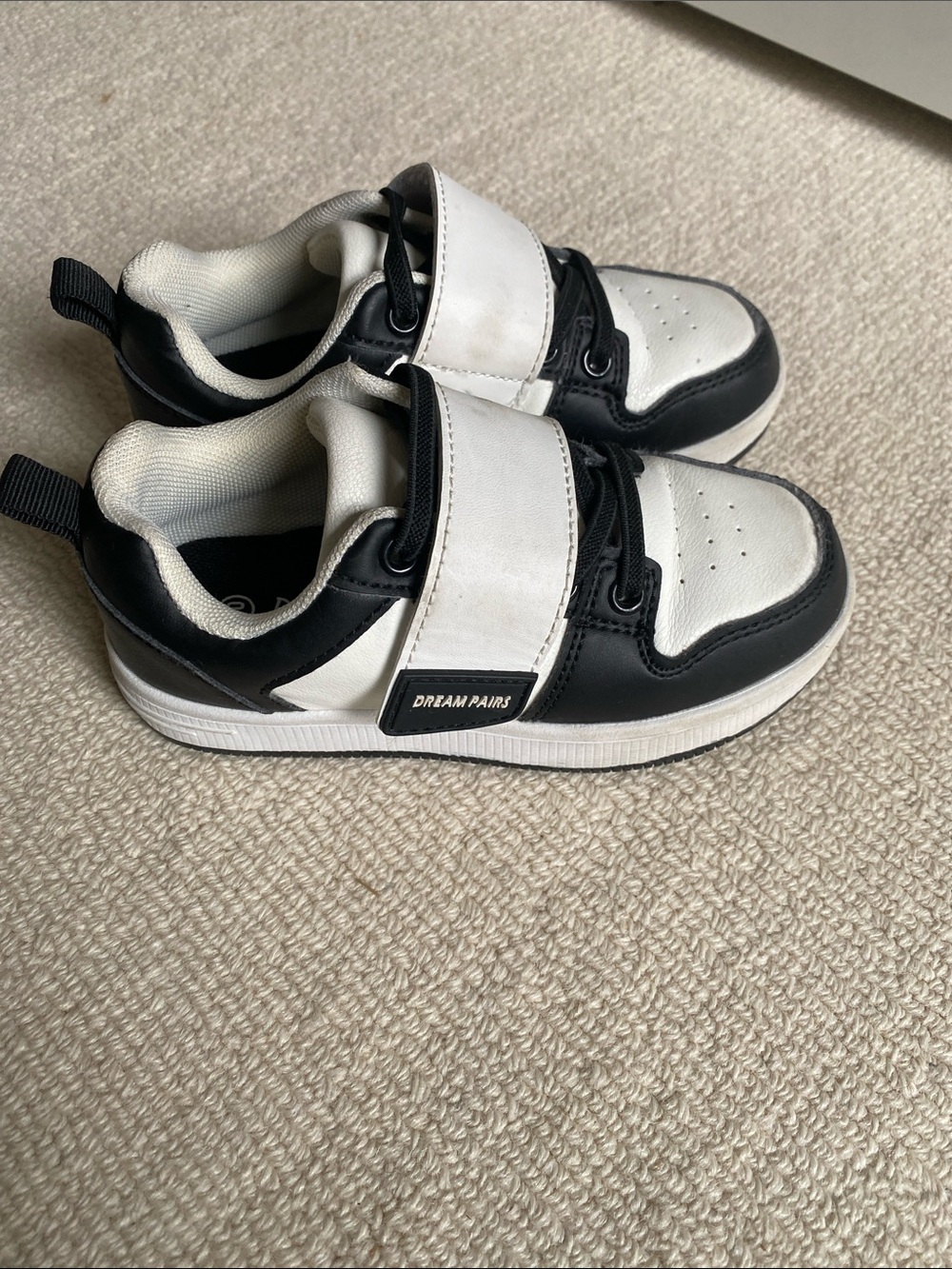 Dream Pairs Kids Black and White Velcro Lace-Up Sneakers
